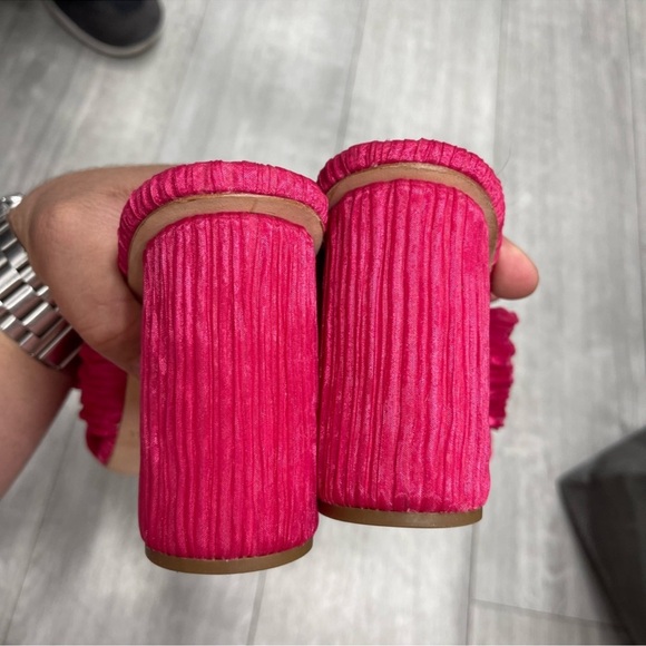 Loeffler Randall Penny Pleated Bow Sandals - Picture 4 of 5